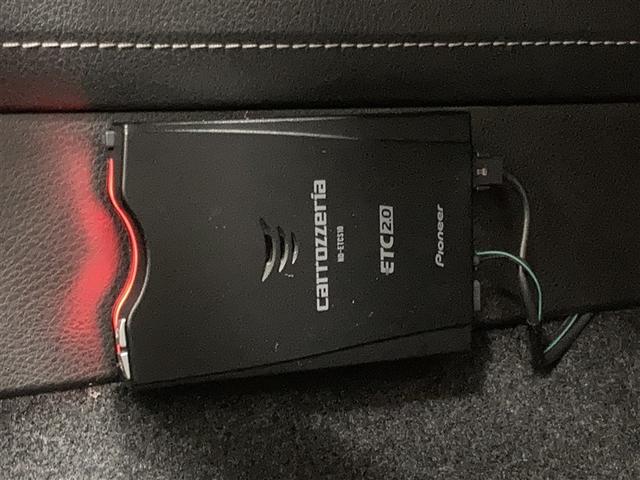 ８６ ＧＴ　フルセグ　メモリーナビ　ＤＶＤ再生　ミュージックプレイヤー接続可　バックカメラ　ＥＴＣ　ＬＥＤヘッドランプ（17枚目）