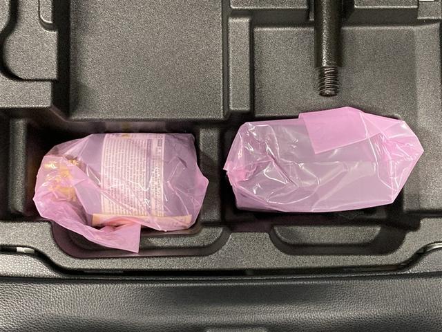 クラウンハイブリッド RSアドバンス 革シート サンルーフ フルセグ メモリーナビ DVD再生 ミュージックプレイヤー接続可 バックカメラ 衝突被害軽減システム ETC LEDヘッドランプ(11枚目)