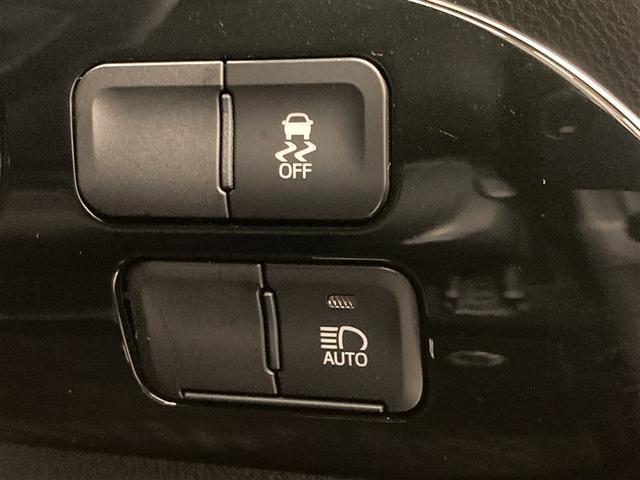 プリウス Ｓ　ワンセグ　メモリーナビ　ミュージックプレイヤー接続可　バックカメラ　衝突被害軽減システム　ＥＴＣ　ＬＥＤヘッドランプ（19枚目）