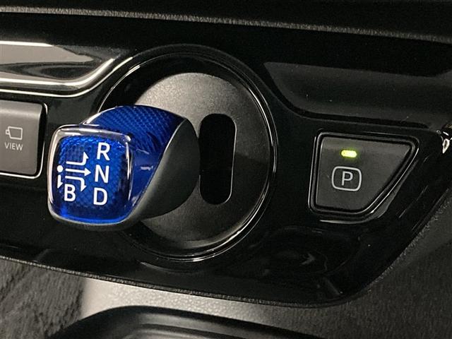 プリウス Ｓ　ワンセグ　メモリーナビ　ミュージックプレイヤー接続可　バックカメラ　衝突被害軽減システム　ＥＴＣ　ＬＥＤヘッドランプ（23枚目）