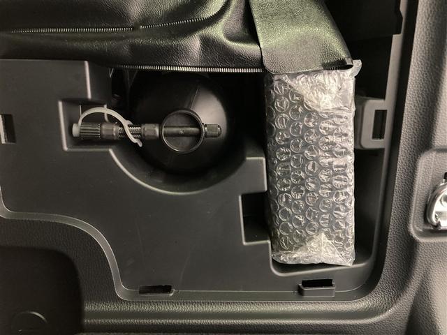 シエンタ ハイブリッドＺ　ミュージックプレイヤー接続可　バックカメラ　衝突被害軽減システム　ＥＴＣ　ドラレコ　両側電動スライド　ＬＥＤヘッドランプ　ウオークスルー　ワンオーナー（9枚目）