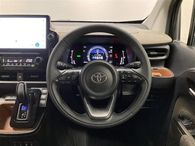 シエンタ ハイブリッドＺ　ミュージックプレイヤー接続可　バックカメラ　衝突被害軽減システム　ＥＴＣ　ドラレコ　両側電動スライド　ＬＥＤヘッドランプ　ウオークスルー　ワンオーナー（12枚目）