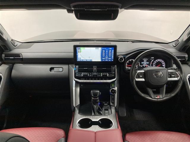 ランドクルーザー ＧＲスポーツ　革シート　サンルーフ　４ＷＤ　ＤＶＤ再生　ミュージックプレイヤー接続可　バックカメラ　衝突被害軽減システム　ＥＴＣ　ＬＥＤヘッドランプ　ワンオーナー　ディーゼル（3枚目）