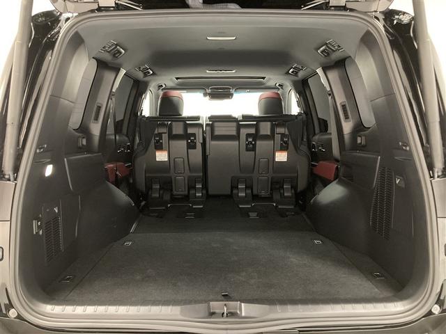 ランドクルーザー ＧＲスポーツ　革シート　サンルーフ　４ＷＤ　ＤＶＤ再生　ミュージックプレイヤー接続可　バックカメラ　衝突被害軽減システム　ＥＴＣ　ＬＥＤヘッドランプ　ワンオーナー　ディーゼル（10枚目）