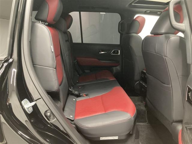 ランドクルーザー ＧＲスポーツ　革シート　サンルーフ　４ＷＤ　ＤＶＤ再生　ミュージックプレイヤー接続可　バックカメラ　衝突被害軽減システム　ＥＴＣ　ＬＥＤヘッドランプ　ワンオーナー　ディーゼル（15枚目）