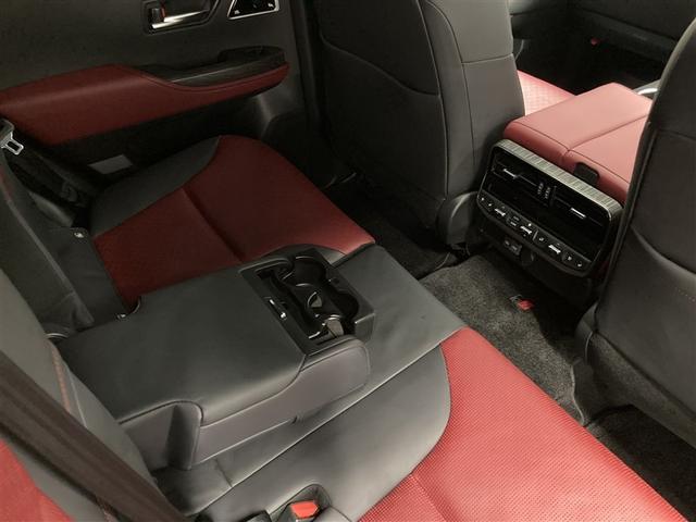 ランドクルーザー ＧＲスポーツ　革シート　サンルーフ　４ＷＤ　ＤＶＤ再生　ミュージックプレイヤー接続可　バックカメラ　衝突被害軽減システム　ＥＴＣ　ＬＥＤヘッドランプ　ワンオーナー　ディーゼル（16枚目）