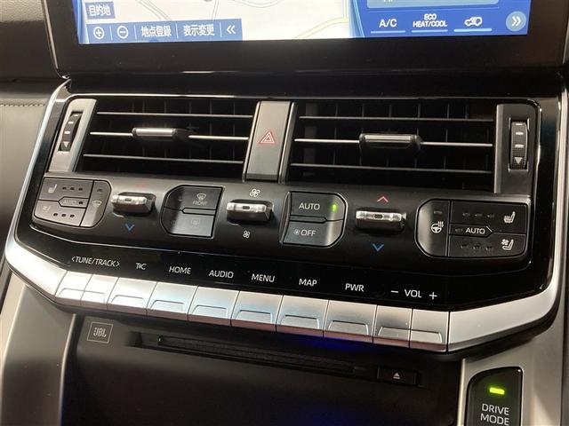 ランドクルーザー ＧＲスポーツ　革シート　サンルーフ　４ＷＤ　ＤＶＤ再生　ミュージックプレイヤー接続可　バックカメラ　衝突被害軽減システム　ＥＴＣ　ＬＥＤヘッドランプ　ワンオーナー　ディーゼル（30枚目）