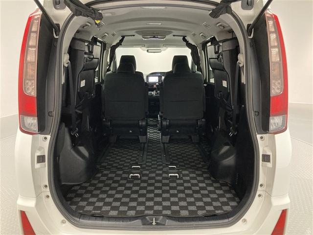 ノア Si フルセグ メモリーナビ DVD再生 ミュージックプレイヤー接続可 後席モニター ETC 電動スライドドア LEDヘッドランプ ウオークスルー 乗車定員7人 3列シート アイドリングストップ(8枚目)