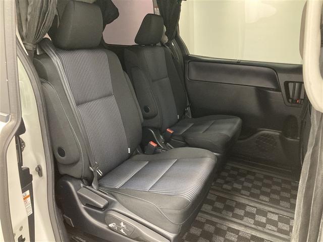 ノア Si フルセグ メモリーナビ DVD再生 ミュージックプレイヤー接続可 後席モニター ETC 電動スライドドア LEDヘッドランプ ウオークスルー 乗車定員7人 3列シート アイドリングストップ(10枚目)