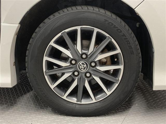 ノア Si フルセグ メモリーナビ DVD再生 ミュージックプレイヤー接続可 後席モニター ETC 電動スライドドア LEDヘッドランプ ウオークスルー 乗車定員7人 3列シート アイドリングストップ(27枚目)