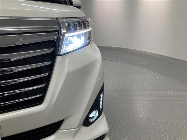 ルーミー カスタムＧ－Ｔ　フルセグ　メモリーナビ　ＤＶＤ再生　ミュージックプレイヤー接続可　バックカメラ　衝突被害軽減システム　ＥＴＣ　両側電動スライド　ＬＥＤヘッドランプ　ウオークスルー　ワンオーナー　フルエアロ（31枚目）