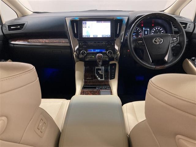 アルファード ３．５ＧＦ　革シート　サンルーフ　４ＷＤ　フルセグ　メモリーナビ　ＤＶＤ再生　ミュージックプレイヤー接続可　後席モニター　バックカメラ　衝突被害軽減システム　ＥＴＣ　ドラレコ　両側電動スライド　ＬＥＤヘッドランプ（3枚目）