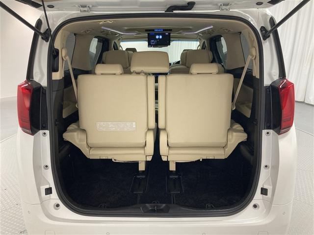 アルファード ３．５ＧＦ　革シート　サンルーフ　４ＷＤ　フルセグ　メモリーナビ　ＤＶＤ再生　ミュージックプレイヤー接続可　後席モニター　バックカメラ　衝突被害軽減システム　ＥＴＣ　ドラレコ　両側電動スライド　ＬＥＤヘッドランプ（9枚目）