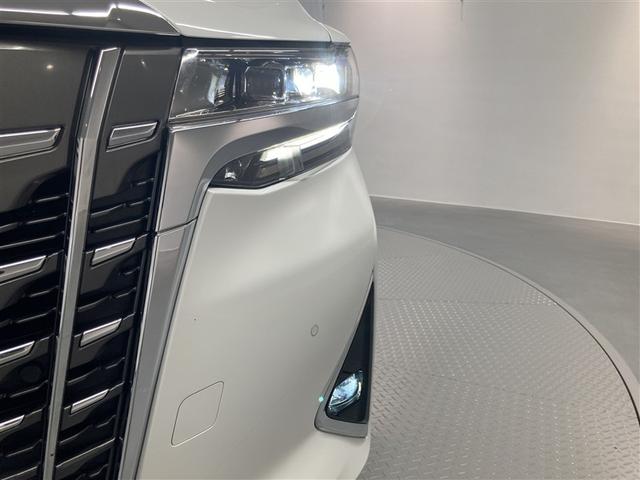 アルファード ３．５ＧＦ　革シート　サンルーフ　４ＷＤ　フルセグ　メモリーナビ　ＤＶＤ再生　ミュージックプレイヤー接続可　後席モニター　バックカメラ　衝突被害軽減システム　ＥＴＣ　ドラレコ　両側電動スライド　ＬＥＤヘッドランプ（38枚目）