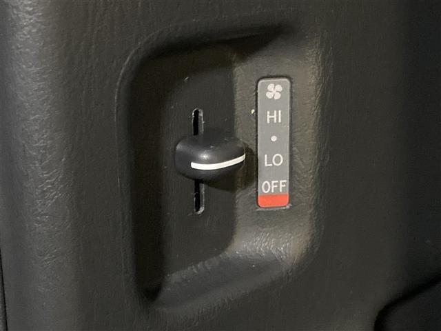 ハイエースバン スーパーＧＬ　ダークプライムＩＩ　ワンセグ　メモリーナビ　ミュージックプレイヤー接続可　バックカメラ　衝突被害軽減システム　ＥＴＣ　両側電動スライド　ＬＥＤヘッドランプ　ディーゼル（24枚目）