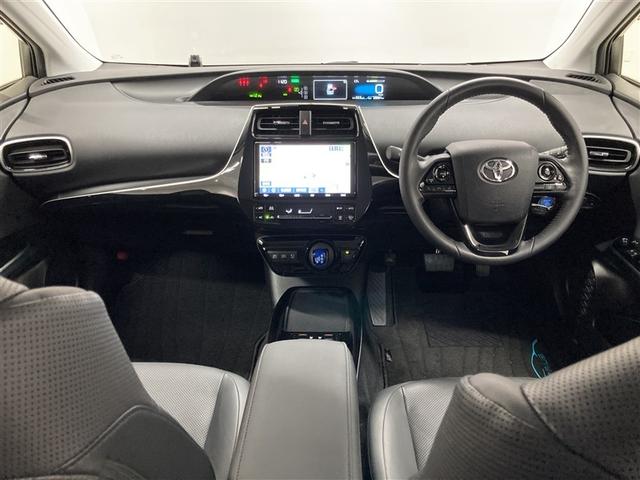 プリウス Ａプレミアム　革シート　フルセグ　メモリーナビ　ＤＶＤ再生　ミュージックプレイヤー接続可　バックカメラ　衝突被害軽減システム　ＥＴＣ　ドラレコ　ＬＥＤヘッドランプ（3枚目）