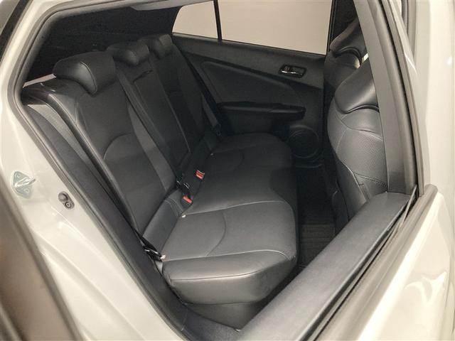 プリウス Ａプレミアム　革シート　フルセグ　メモリーナビ　ＤＶＤ再生　ミュージックプレイヤー接続可　バックカメラ　衝突被害軽減システム　ＥＴＣ　ドラレコ　ＬＥＤヘッドランプ（14枚目）