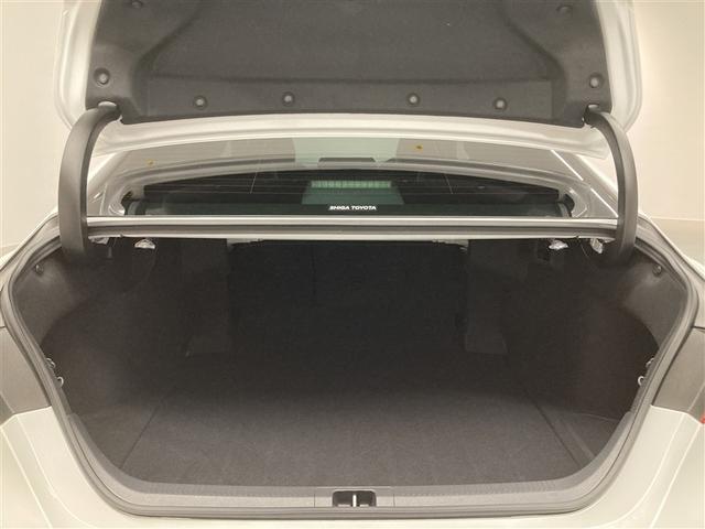 カムリ ＷＳレザーパッケージ　革シート　ＤＶＤ再生　ミュージックプレイヤー接続可　バックカメラ　衝突被害軽減システム　ＥＴＣ　ＬＥＤヘッドランプ（7枚目）