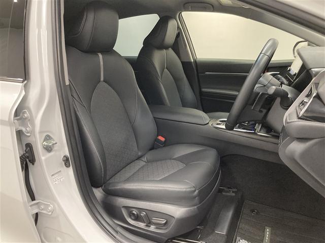 カムリ ＷＳレザーパッケージ　革シート　ＤＶＤ再生　ミュージックプレイヤー接続可　バックカメラ　衝突被害軽減システム　ＥＴＣ　ＬＥＤヘッドランプ（8枚目）