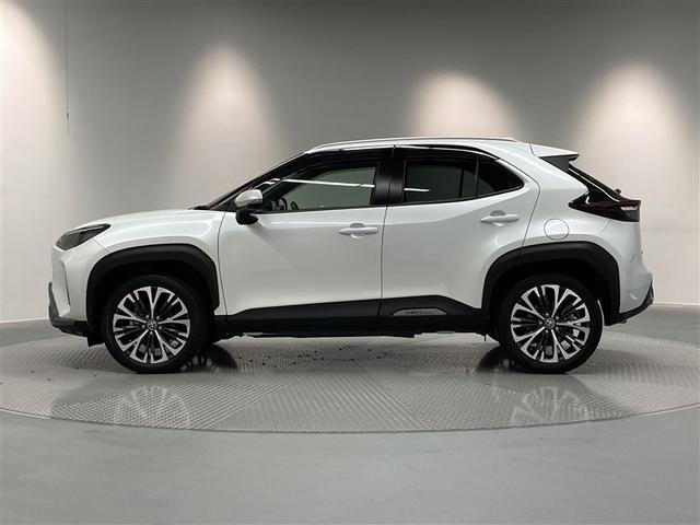 ヤリスクロス ハイブリッドZ アドベンチャー 4WD ミュージックプレイヤー接続可 バックカメラ 衝突被害軽減システム ETC ドラレコ LEDヘッドランプ ワンオーナー(7枚目)