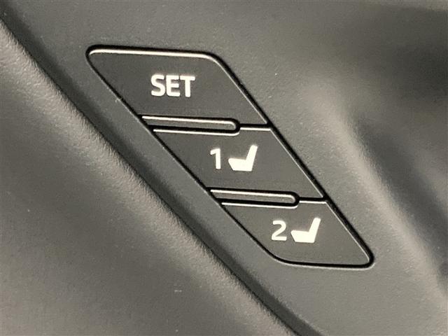 クラウンハイブリッド ＲＳアドバンス　革シート　サンルーフ　ＤＶＤ再生　ミュージックプレイヤー接続可　バックカメラ　衝突被害軽減システム　ＥＴＣ　ＬＥＤヘッドランプ（14枚目）