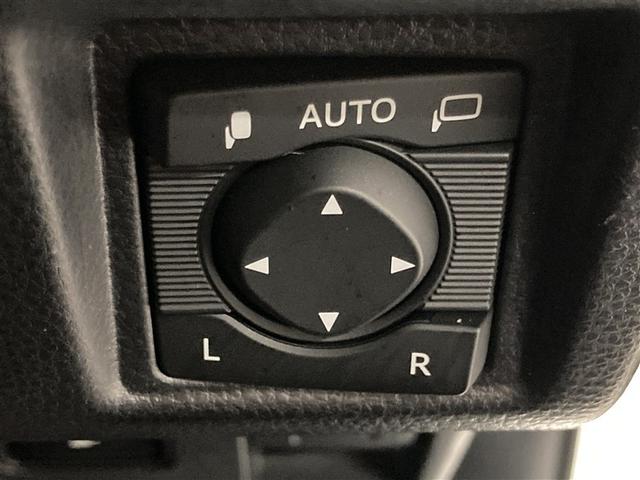 クラウンハイブリッド ＲＳアドバンス　革シート　サンルーフ　ＤＶＤ再生　ミュージックプレイヤー接続可　バックカメラ　衝突被害軽減システム　ＥＴＣ　ＬＥＤヘッドランプ（23枚目）