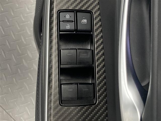 クラウンハイブリッド ＲＳアドバンス　革シート　サンルーフ　ＤＶＤ再生　ミュージックプレイヤー接続可　バックカメラ　衝突被害軽減システム　ＥＴＣ　ＬＥＤヘッドランプ（25枚目）