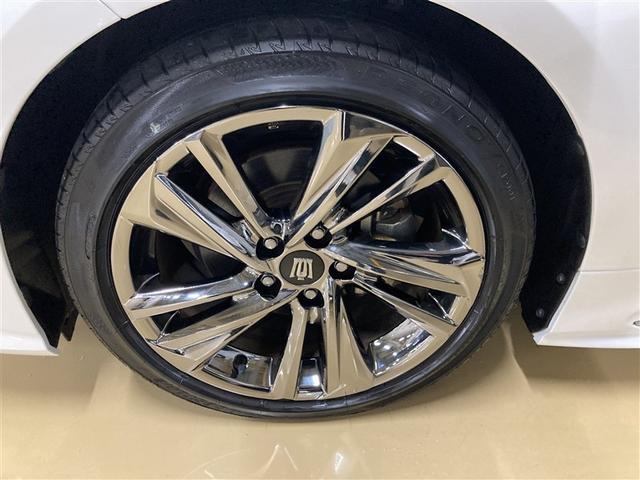 クラウンハイブリッド ＲＳアドバンス　革シート　サンルーフ　ＤＶＤ再生　ミュージックプレイヤー接続可　バックカメラ　衝突被害軽減システム　ＥＴＣ　ＬＥＤヘッドランプ（37枚目）