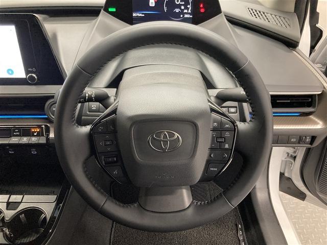 プリウス Ｇ　ミュージックプレイヤー接続可　バックカメラ　衝突被害軽減システム　ＥＴＣ　ＬＥＤヘッドランプ　ワンオーナー（14枚目）