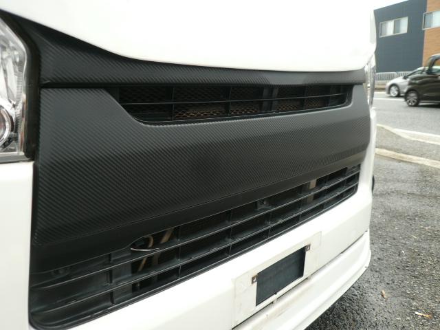 ハイエースバン スーパーＧＬ　ダークプライム　ＥＳＳＥＸ改　ベットＫＩＴ（4枚目）