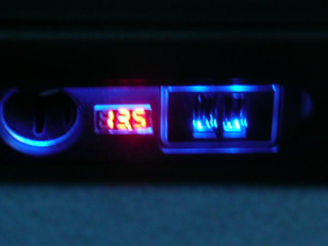 ハイエースバン スーパーＧＬ　５０ＴＨ　アニバーサリーリミテッド　ＢＥＥＣＡＳカスタム改ベットＫＩＴ（30枚目）