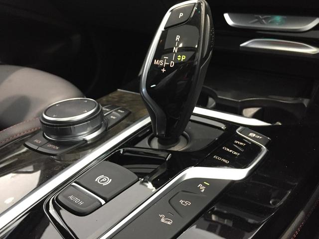 xDrive 30i Mスポーツ ブラックレザーシート シートヒーター ハーマンカードンスピーカー 電動ガラスサンルーフ ヘッドアップディスプレイ ディスプレイキー 衝突軽減ブレーキ 全周囲カメラ 前後PDC フルセグTV(67枚目)