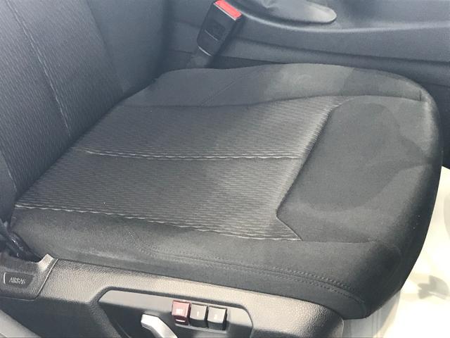 320d ワンオーナー LEDヘッドライト バックカメラ(PDC機能付き) ETC車載器 リアウインドウフィルム施工済み コンフォートアクセス アクティブクルーズコントロール メモリー機能付きパワーシート(47枚目)