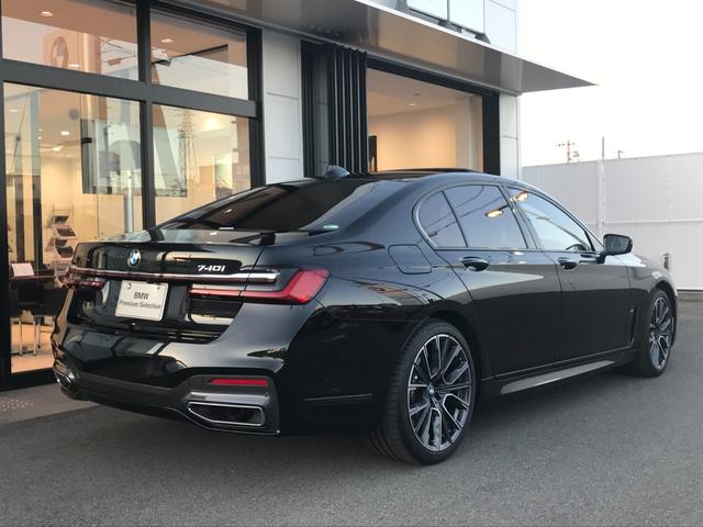 740i Mスポーツ ブラックレザーシート ワンオーナー ガラスサンルーフ BMWレーザーライト 全周囲カメラ ハーマンカードンスピーカー アクティブクルーズコントロール フルセグTV(8枚目)