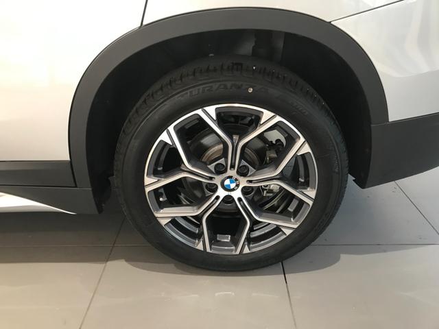 xDrive 18d xライン ハーフレザーシート LEDヘッドライト 電動テールゲート アンビエントライト 18インチアルミホイール タッチ式HDDナビゲーション 衝突被害軽減ブレーキ メモリー機能付き電動シート(41枚目)