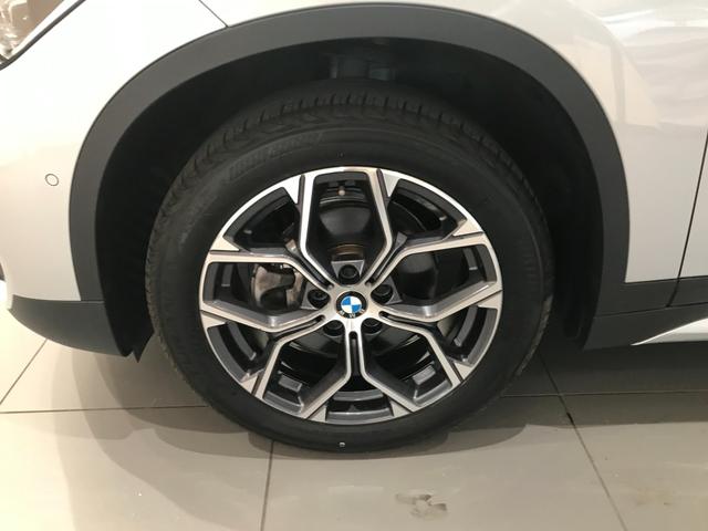 xDrive 18d xライン ハーフレザーシート LEDヘッドライト 電動テールゲート アンビエントライト 18インチアルミホイール タッチ式HDDナビゲーション 衝突被害軽減ブレーキ メモリー機能付き電動シート(42枚目)