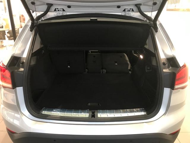 xDrive 18d xライン ハーフレザーシート LEDヘッドライト 電動テールゲート アンビエントライト 18インチアルミホイール タッチ式HDDナビゲーション 衝突被害軽減ブレーキ メモリー機能付き電動シート(45枚目)