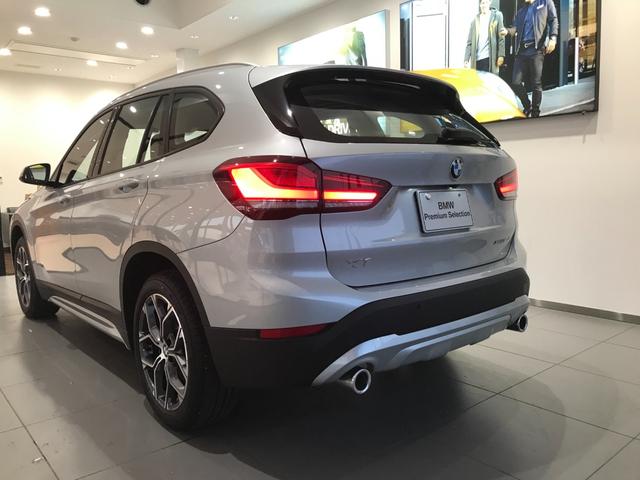 xDrive 18d xライン ハーフレザーシート LEDヘッドライト 電動テールゲート アンビエントライト 18インチアルミホイール タッチ式HDDナビゲーション 衝突被害軽減ブレーキ メモリー機能付き電動シート(69枚目)