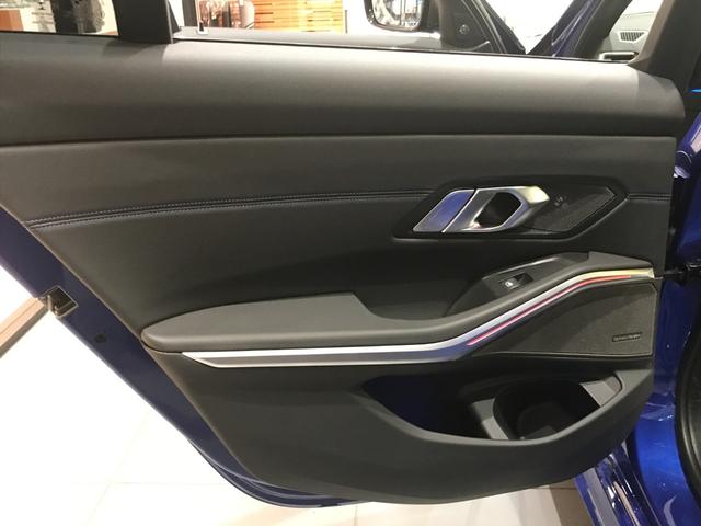 M340i xDrive 1オーナー 黒革 シートヒーター パーキングアシスト+ 全周囲カメラ 19AW レーザーライト ACC ドライビングアシスト 電動トランク リバースアシスト 地デジTV ライブコクピット ミラーETC(58枚目)