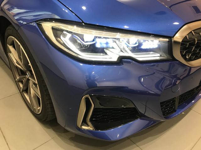 M340i xDrive 1オーナー 黒革 シートヒーター パーキングアシスト+ 全周囲カメラ 19AW レーザーライト ACC ドライビングアシスト 電動トランク リバースアシスト 地デジTV ライブコクピット ミラーETC(61枚目)