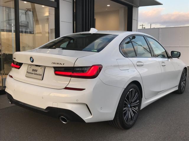 320d xDrive Mスポーツ ワンオーナー 認定中古車保証 バックカメラ 前後コーナーセンサー アクティブクルーズコントロール 衝突被害軽減ブレーキ LEDヘッドライト スマートキー 純正HDDナビ 純正18インチアルミホイール(8枚目)
