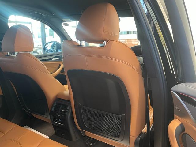 ミッドナイトエディション アンビエントライト 自社下取車 専用20インチアルミホイール コニャックレザーシート 全周囲カメラ 純正HDDナビ アクティブクルーズコントロール フルセグ地デジ 衝突被害軽減ブレーキ(48枚目)