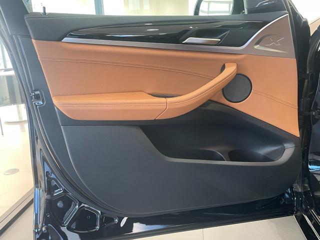 ミッドナイトエディション アンビエントライト 自社下取車 専用20インチアルミホイール コニャックレザーシート 全周囲カメラ 純正HDDナビ アクティブクルーズコントロール フルセグ地デジ 衝突被害軽減ブレーキ(58枚目)