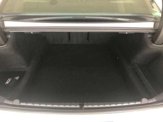 840d xDrive グランクーペ Mスポーツ フィオナレッドレザーシート サンルーフ レーザーライト ベンチレーションシート 電動リアゲート ヘッドアップディスプレイ 純正20インチAW クリスタルシフトノブ ハーマンカードン ワイヤレス充電(17枚目)
