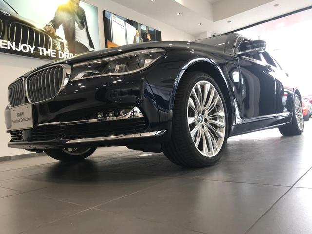 740eアイパフォーマンス エクセレンス HDDナビゲーション BMWレーザーライト 電動トランク アクティブクルーズコントロール インテリジェントセーフティー サンルーフ ヘッドアップディスプレイ 純正20インチアロイホイール ETC(67枚目)