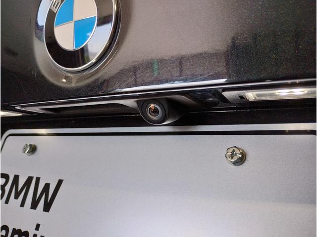 BMW ３シリーズ ３３０ｅラグジュアリーアイパフォーマンス ブラウン