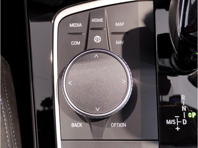 １シリーズ Ｍ１３５ｉ　ｘＤｒｉｖｅ　デビューパッケージ　アルカンターラコンビシート　アクティブクルーズコントロール　パドルシフト　Ｍシートベルト　バックカメラ　前後障害物センサー　ワイヤレス充電　アダプティブＭサス　電動リアゲート（23枚目）