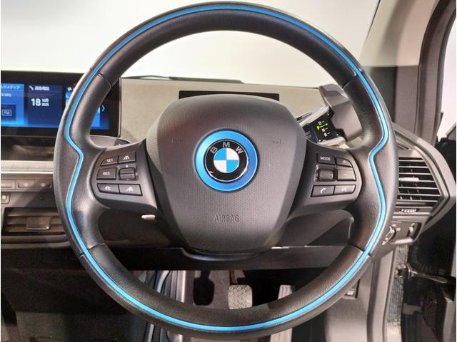 『運転』に対するＢＭＷのこだわりはメーターパネルにも表れております。視野性の良いメーターパネルは疲労感の軽減と、運転の楽しさをもたらしてくれます。