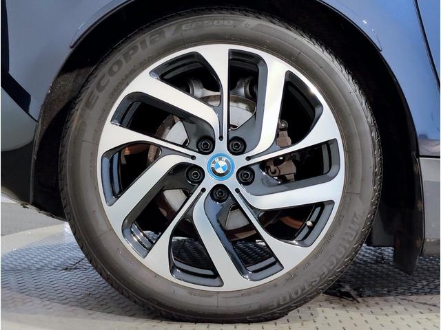 前輪・後輪に頑丈なサブフレームを追加し、そこにパーツを取り付けることにより、高速域であっても高い安定性を保持しております。