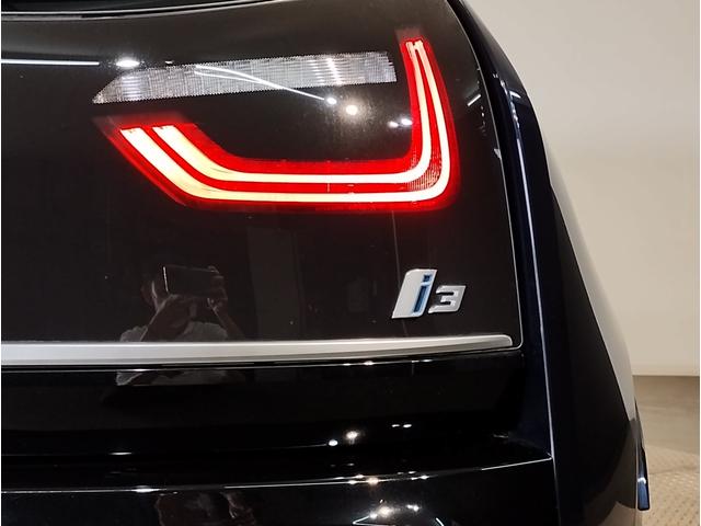 こちらのＢＭＷ認定中古車は整備・保証付きでございます。納車前整備費用はお見積書内に別途追加計上する事はございません。認定中古車整備・保証付きのお支払総額でお見積りご確認の上、他店とお比べください！！